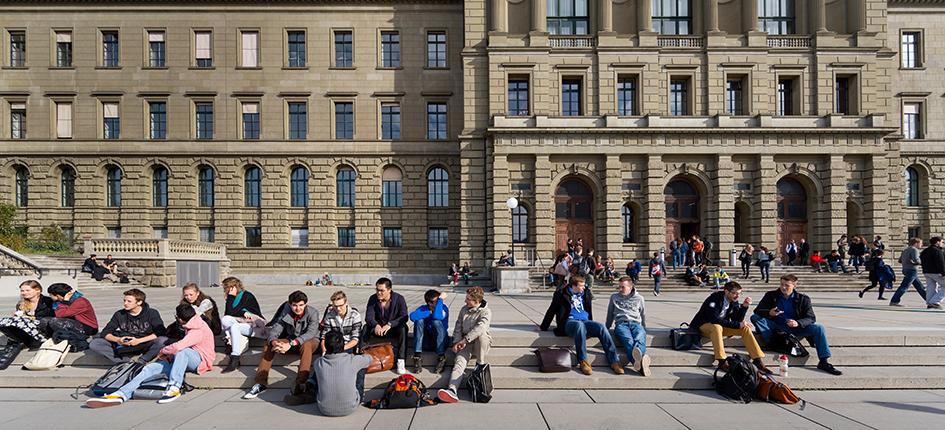 Un total de 32 programmes universitaires suisses se classent dans les top 10 mondiaux de leurs disciplines respectives. Crédit image : EPFZ/Alessandro Della Bella