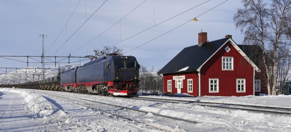 Treno svedese su binari