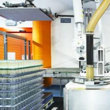Schweizer Anlagen zur Nahrungsmittelverarbeitung bei Wander AG, dem bekannten Hersteller von Ovomaltine.