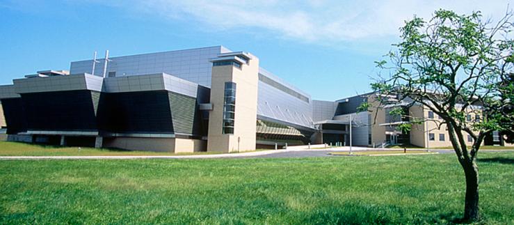The U.S. National Institute of Standards and Technology (pictured) uses all-metal vacuum valves from VAT Vakuumventile AG in a newly developed quantum-based vacuum gauge. 