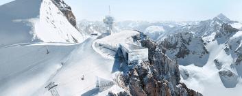 The Titlis 3020 project in Engelberg includes construction of a new mountain station, development of an existing broadcasting tower, and a new single-track cable car on the Stand-Titlis route.