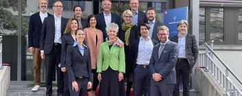 The board of the Healthtechpark together with Carmen Walker Späh, a member of the government of the canton of Zurich.