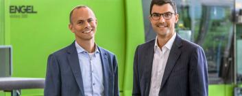 Reto Zürcher, CEO von HB-Therm, und Stefan Engleder, CEO von ENGEL. 