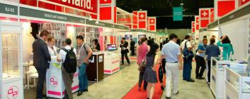 At trade fairs in Japan, brochures are collected and business cards are exchanged