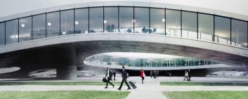 Gebäude der Schweizer Universität EPFL