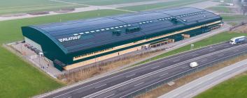 Beim Flugzeughersteller Pilatus ist die grösste Solaranlage des Kantons Nidwalden in Betrieb gegangen.