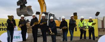 On November 30, those involved celebrated the start of construction for the new technology center with guests. 
